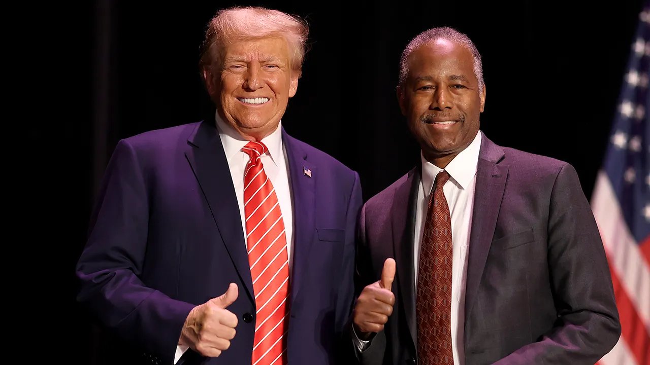 Trump plans to honor Ben Carson with the Presidential Medal of Freedom