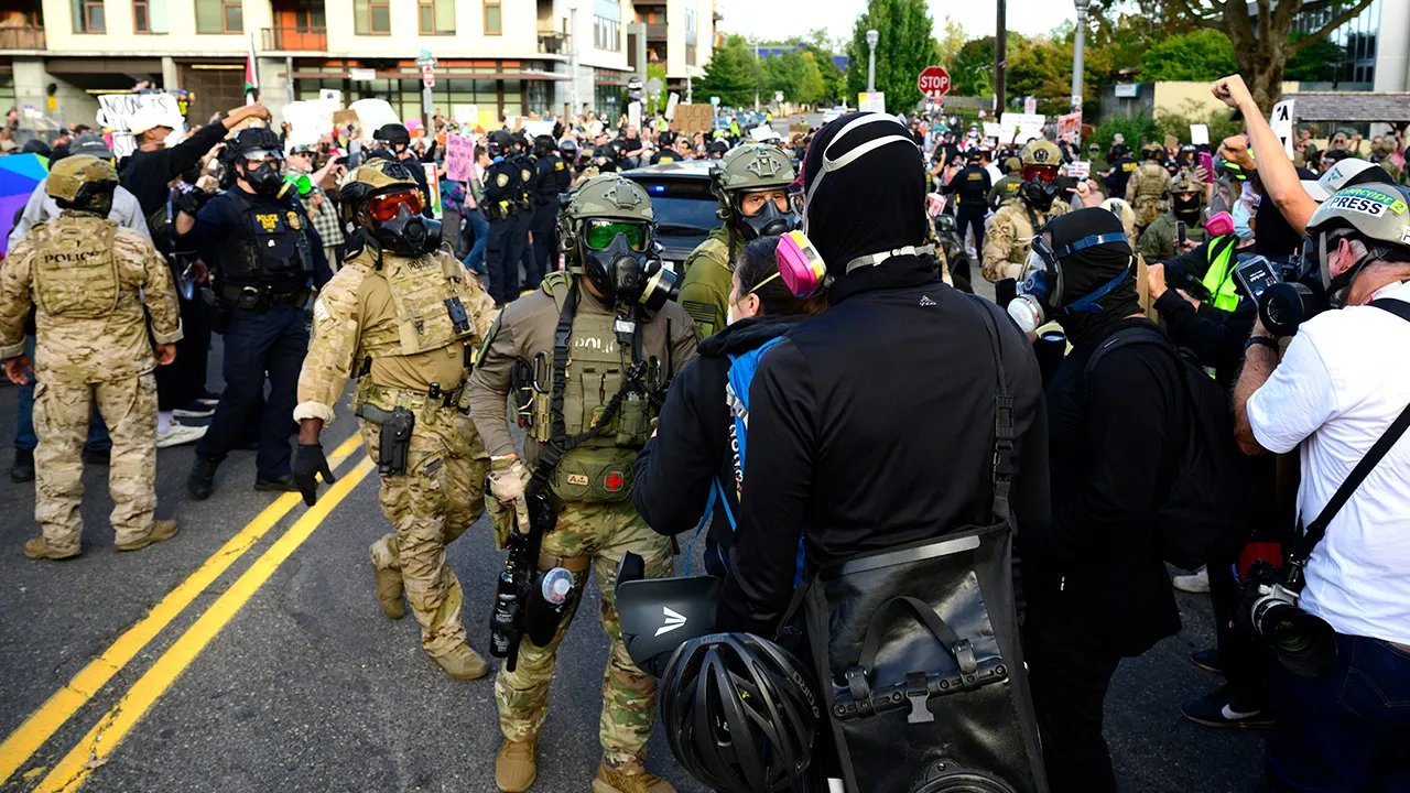 Trump announces National Guard deployed to Portland amid ICE protests