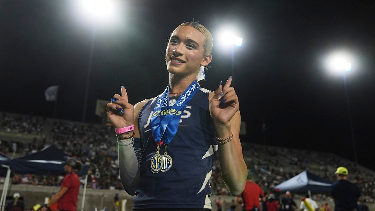 Trans athlete leads girls high school volleyball team to first place