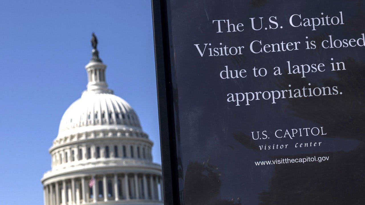 Government shutdown costs $400M daily for 750K furloughed workers