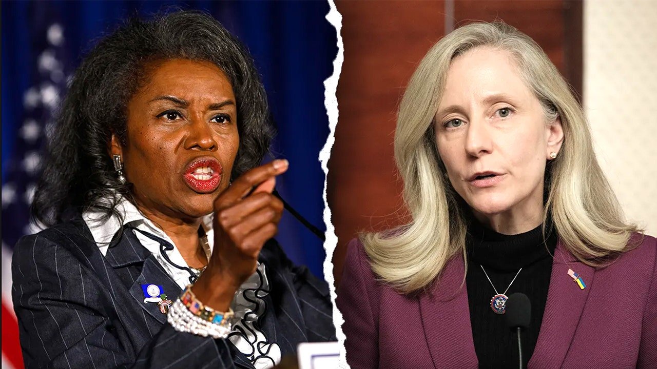 Winchester Virginia voters divided on candidates amid Jones scandal