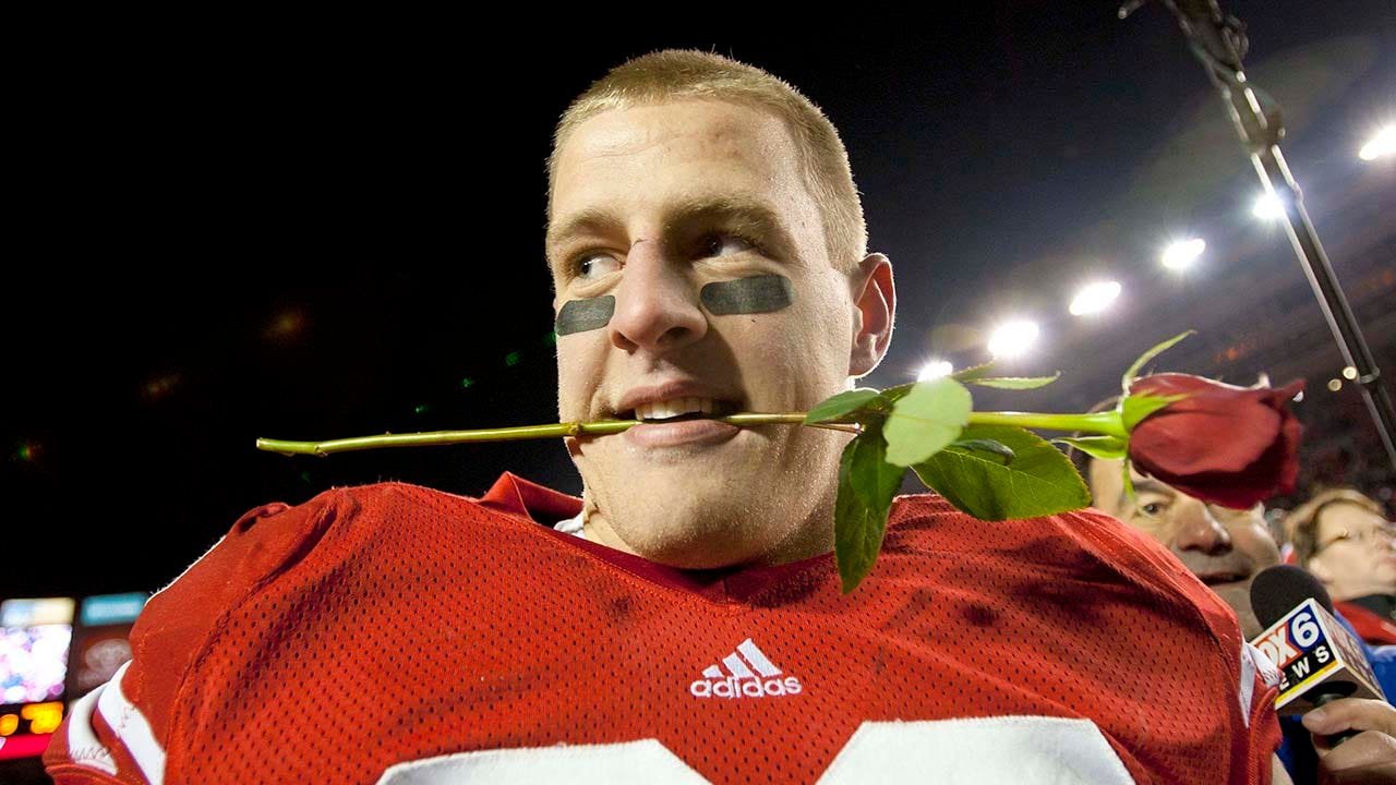 JJ Watt hilariously roasted his appearance during Wisconsin media day in 2008